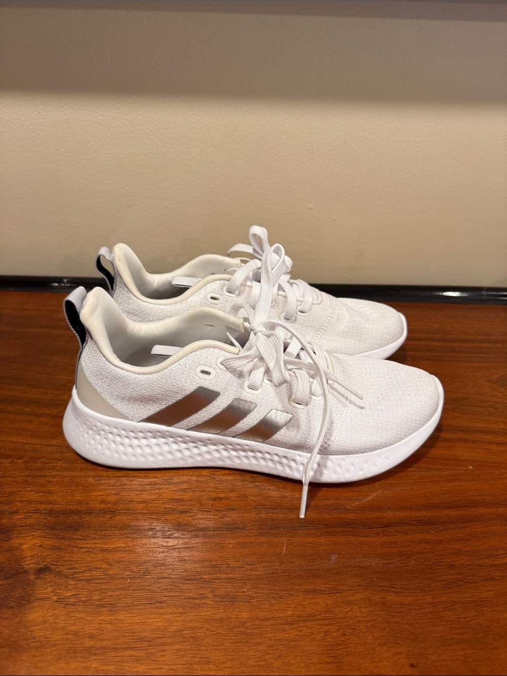 adidas Women's White Sneakers with Metallic Silver Stripes - Size 6.5